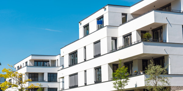 Intermediación Financiera Hipotecaria para Activos / Bienes Inmuebles León · Edificios Residenciales